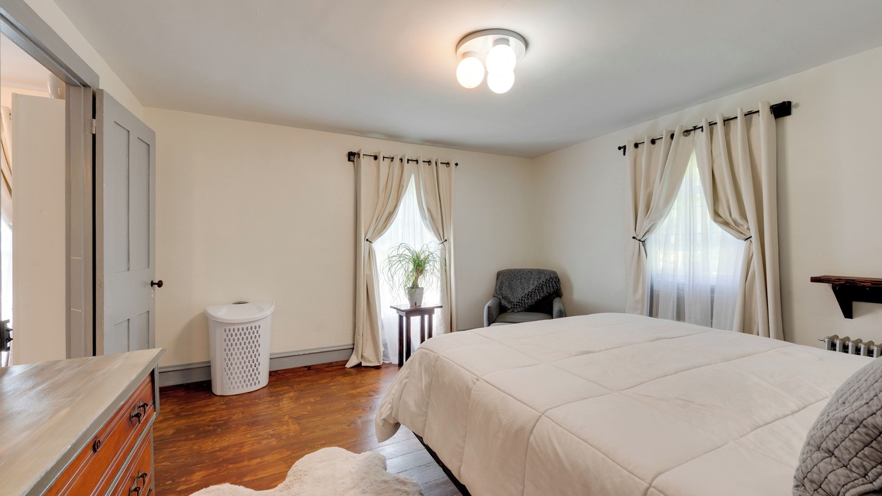 Photo of Bedroom in Hillsgrove