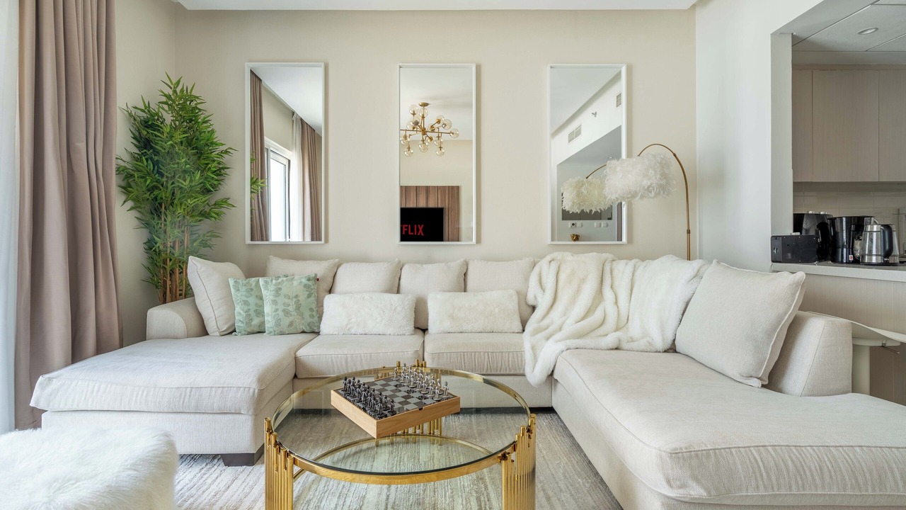 Photo of Livingroom in Al Raha Beach