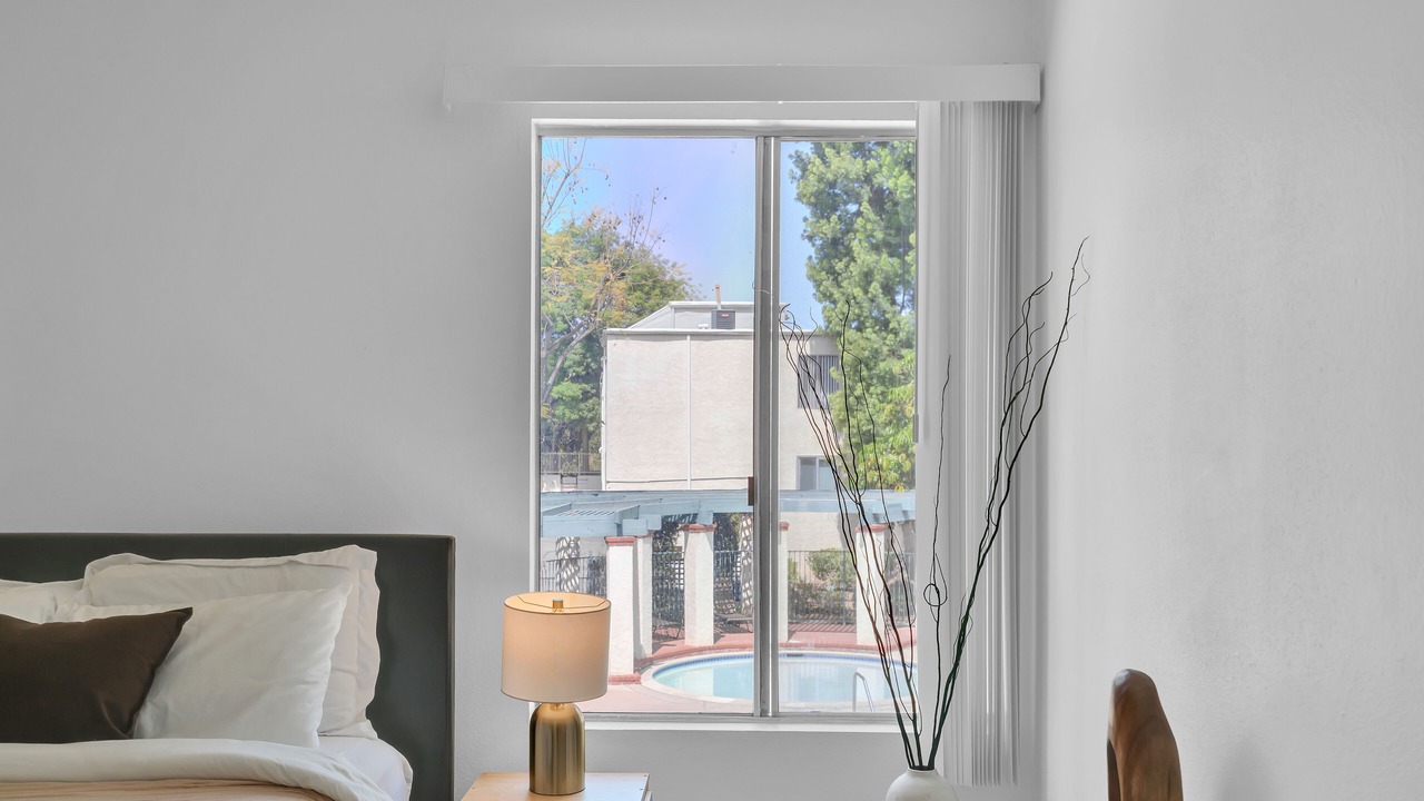 Photo of Bedroom in Tarzana