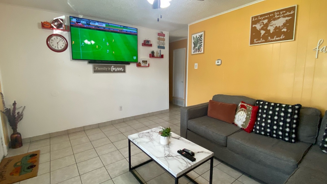 Photo of Livingroom in Irving