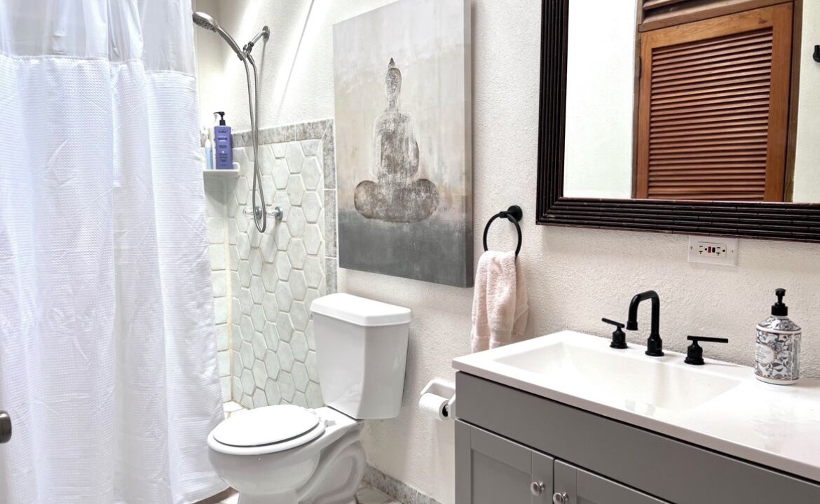Photo of Bathroom in New Bight