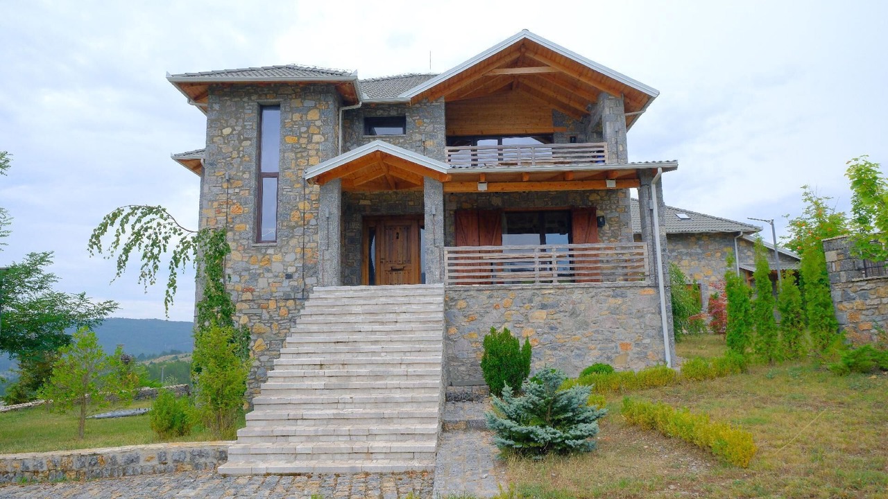 Photo of Outdoor in Moscopole