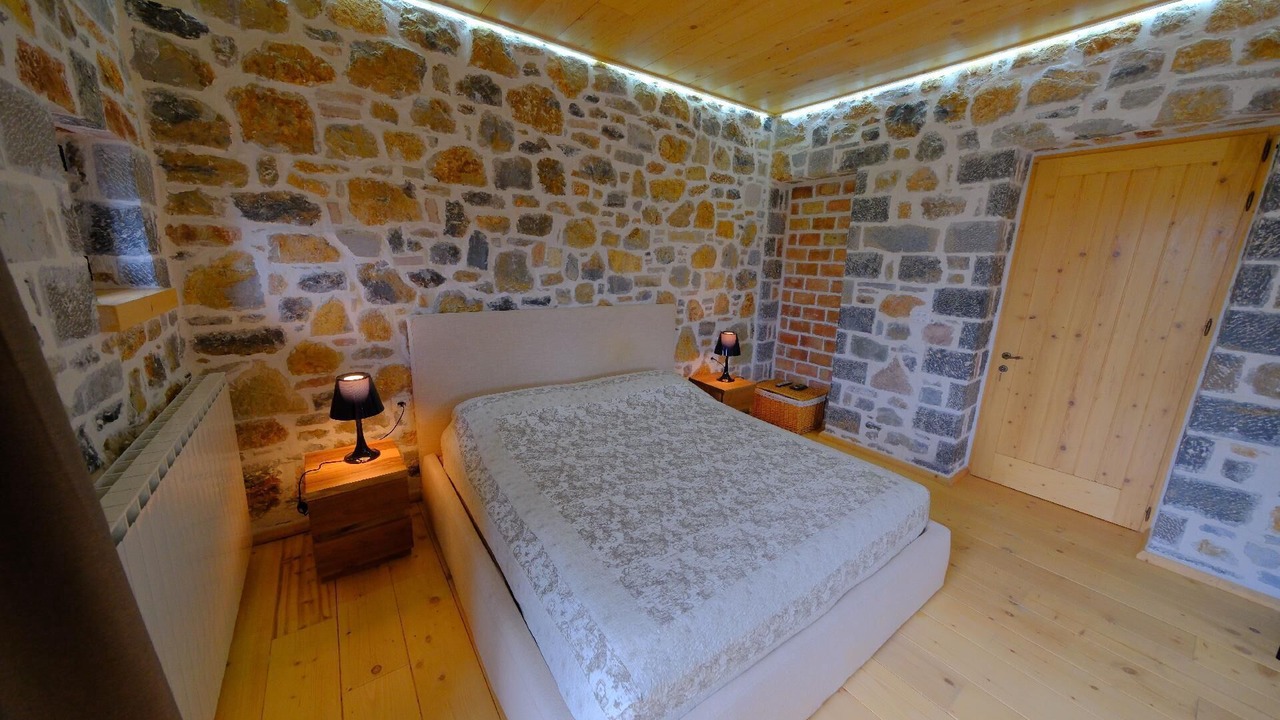 Photo of Bedroom in Moscopole