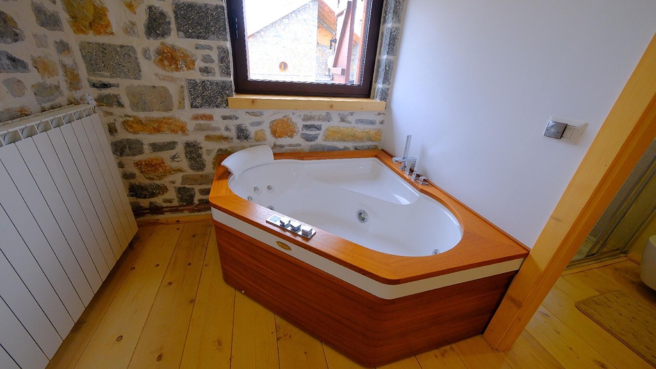 Photo of Bathroom in Moscopole