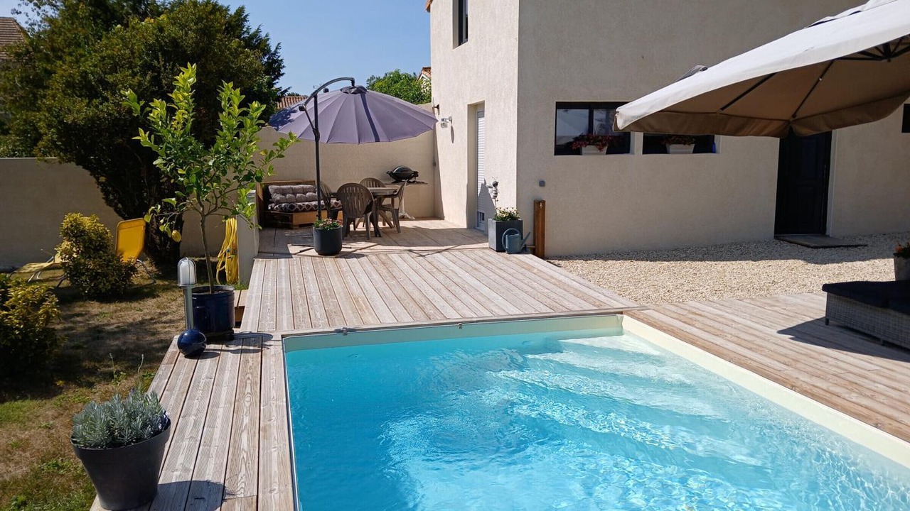 Photo of Outdoor in Baignes-Sainte-Radegonde