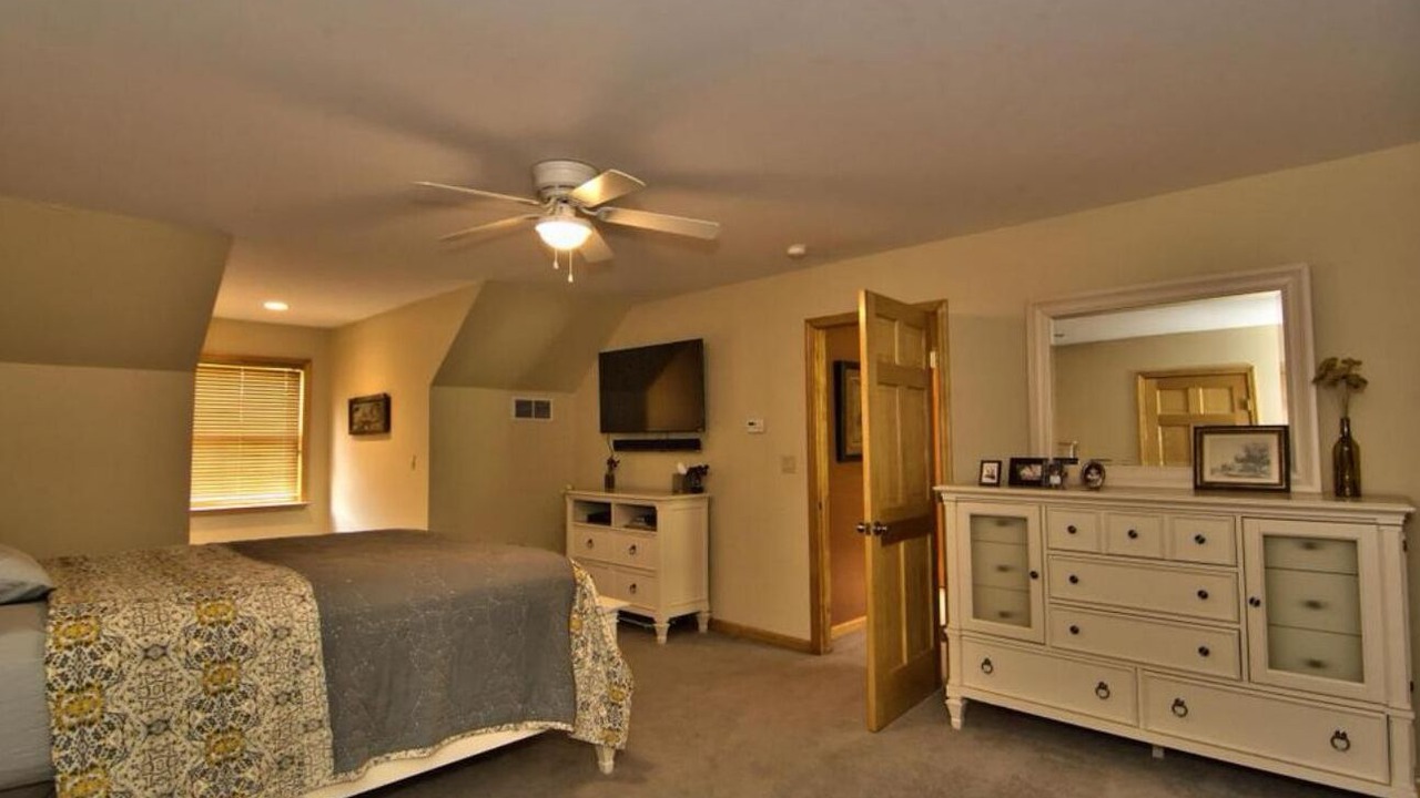 Photo of Bedroom in Aldenville