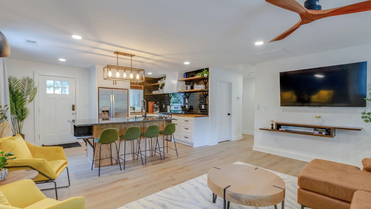 Photo of Livingroom in Woodbine