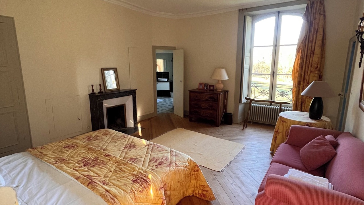 Photo of Bedroom in Moulicent
