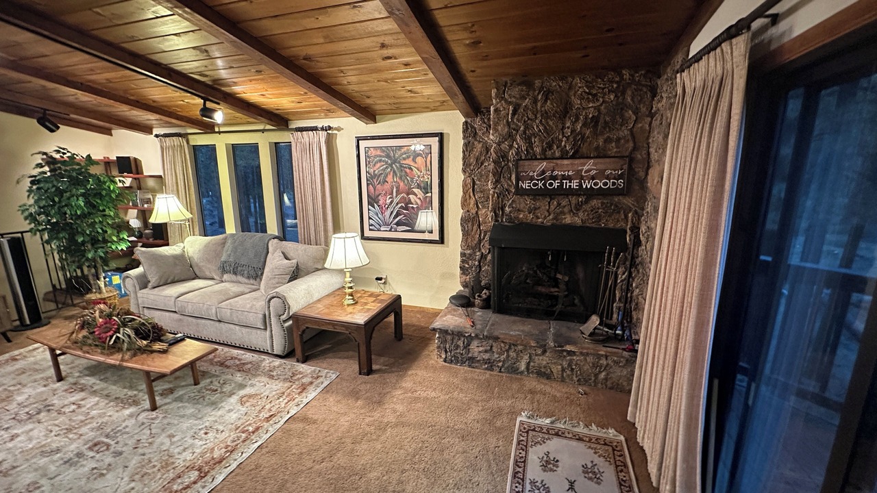 Photo of Livingroom in Zephyr Cove