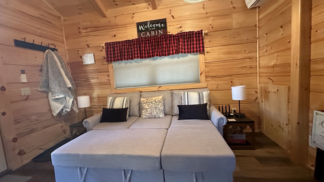 Photo of Livingroom in Blairsville
