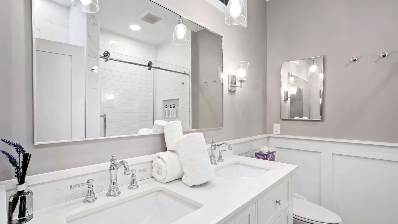 Photo of Bathroom in West End