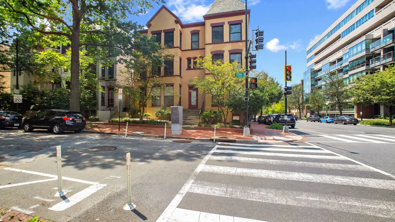 Photo of Outdoor in West End