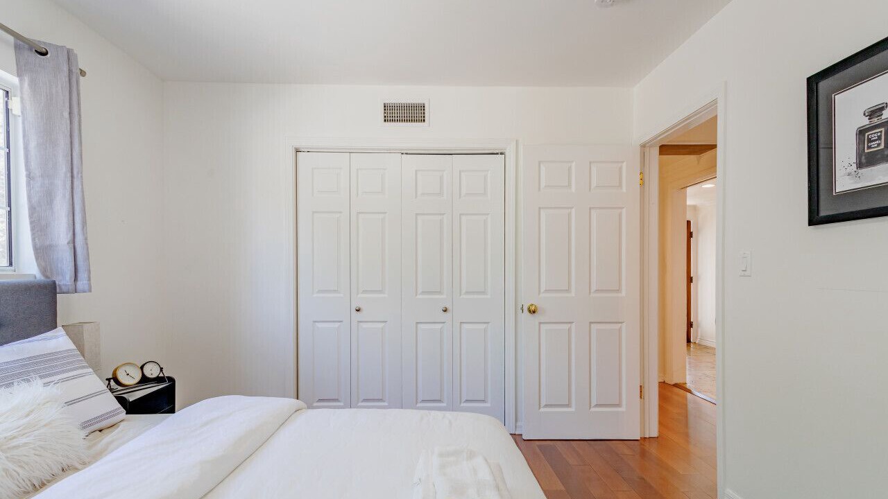Photo of Bedroom in North Hollywood
