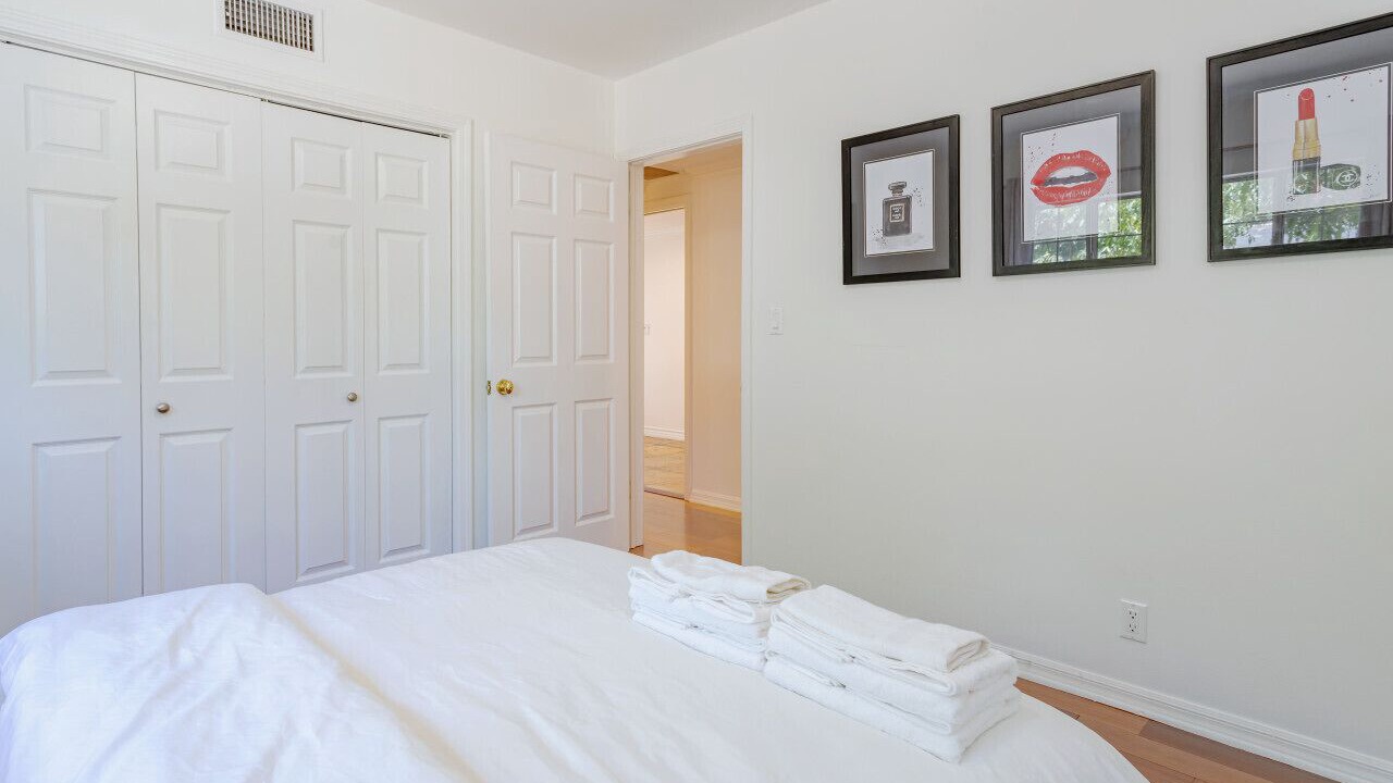 Photo of Bedroom in North Hollywood