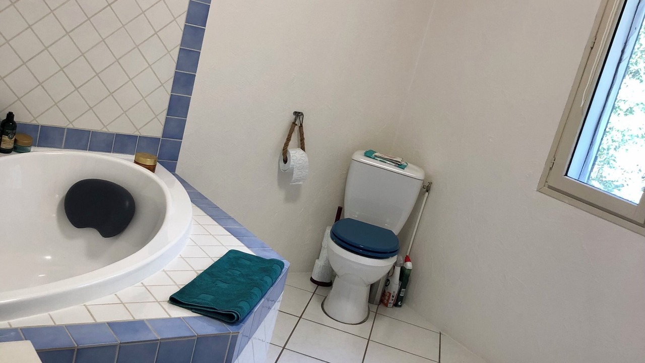 Photo of Bathroom in Olargues