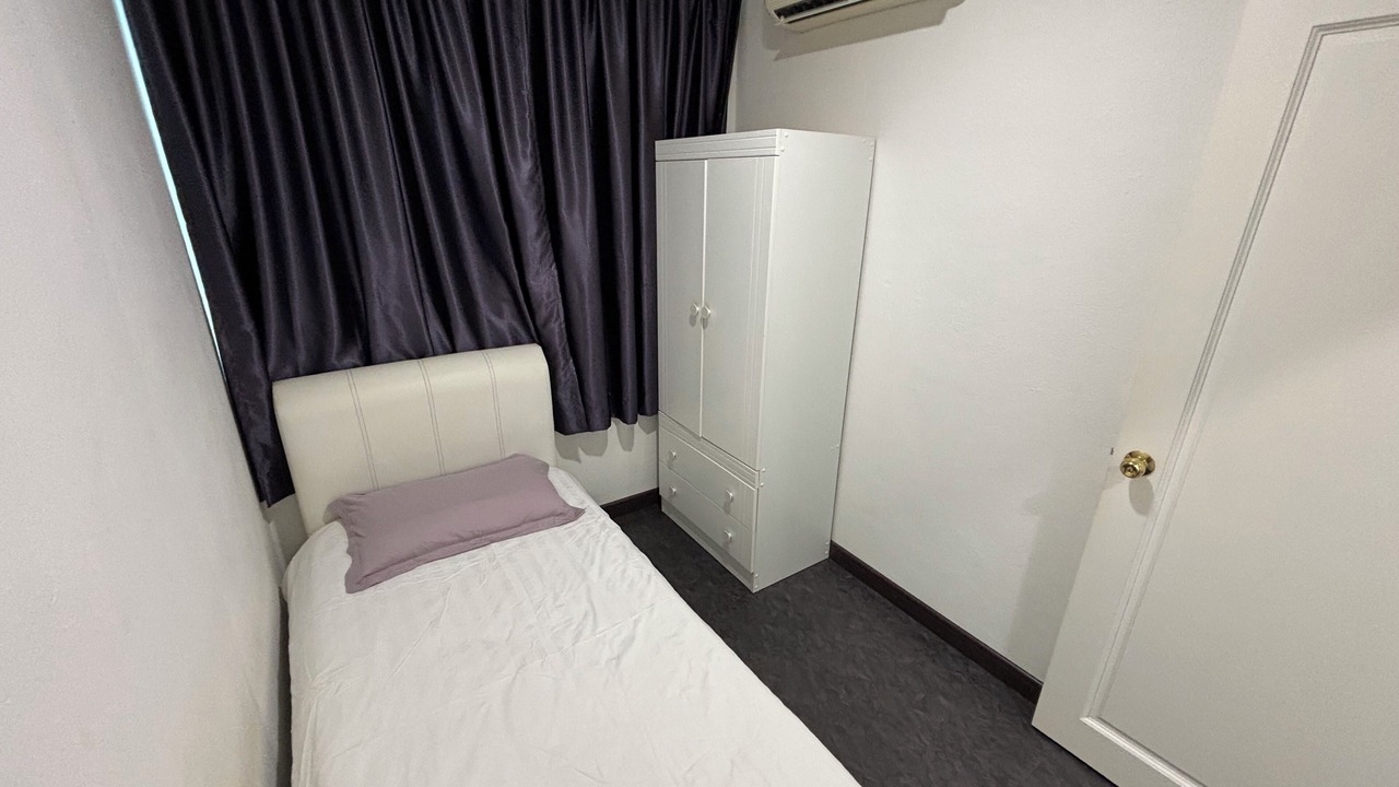 Photo of Bedroom in Downtown George Town