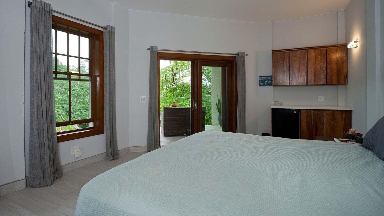 Photo of Bedroom in First Bight