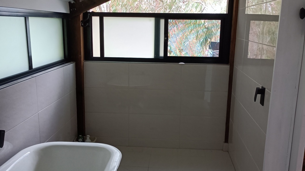 Photo of Bathroom in Grose Wold