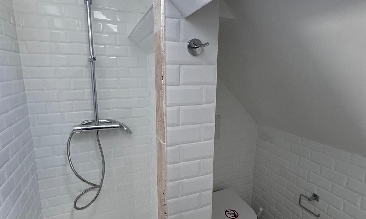 Photo of Bathroom in Pezou