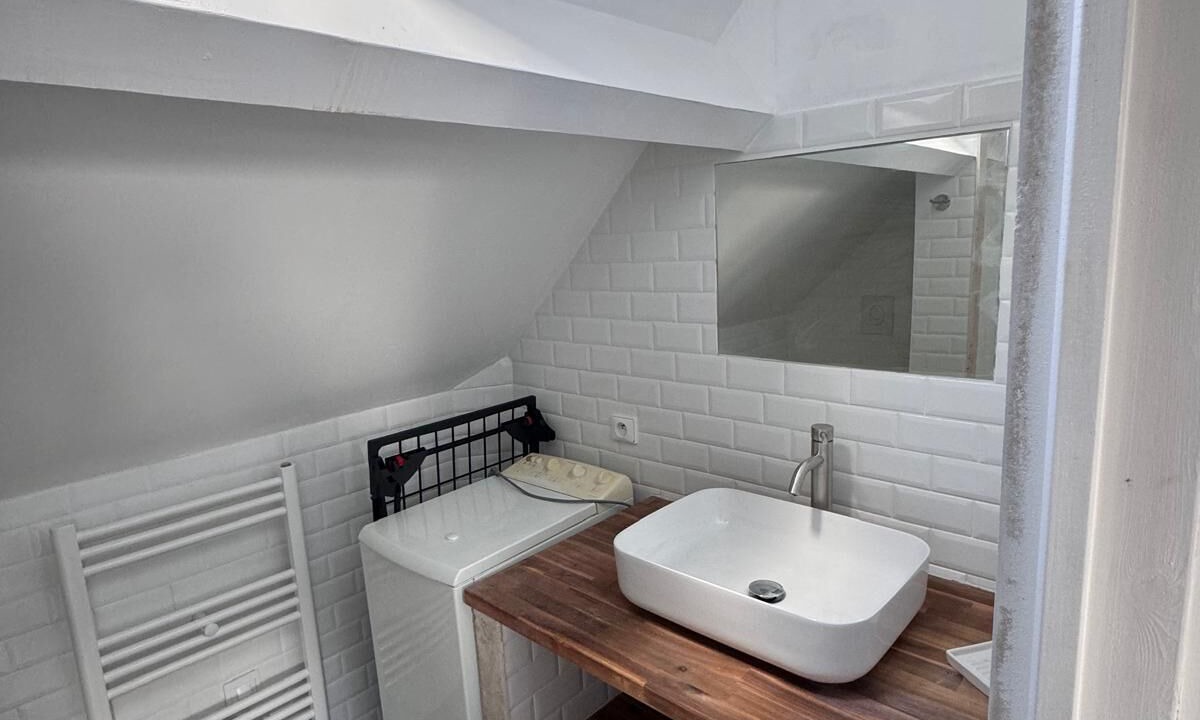 Photo of Bathroom in Pezou