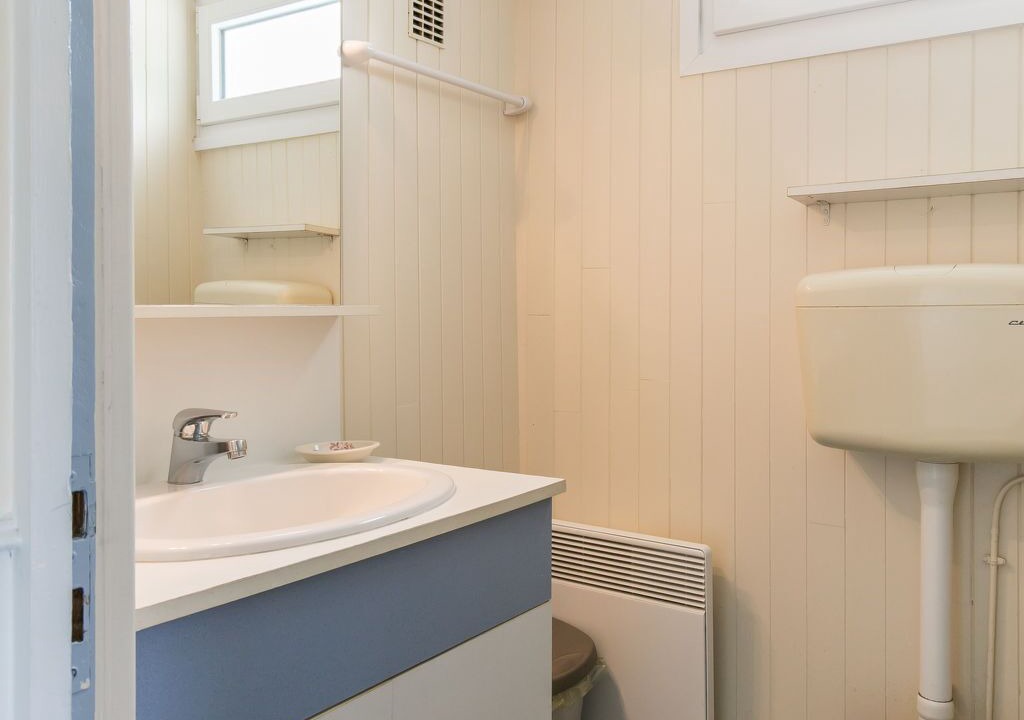 Photo of Bathroom in Taule