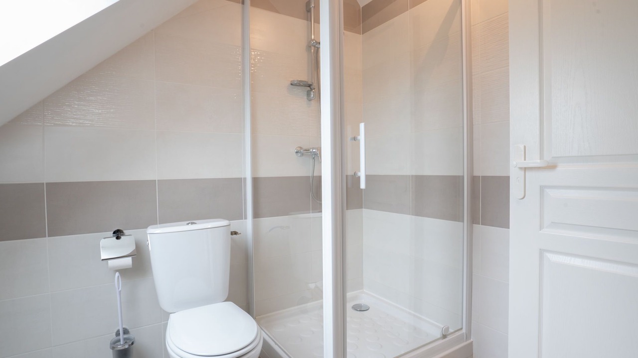 Photo of Bathroom in Plouneour-Brignogan-Plages