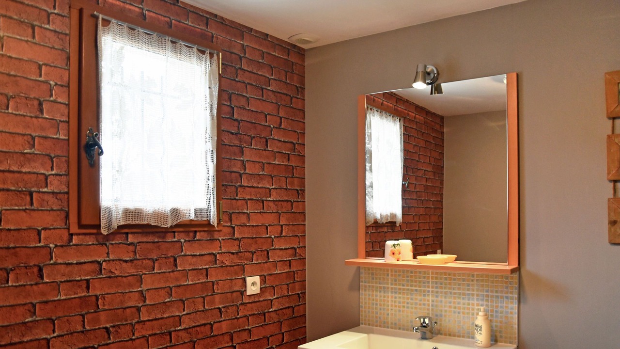 Photo of Bathroom in Courtonne-la-Meurdrac