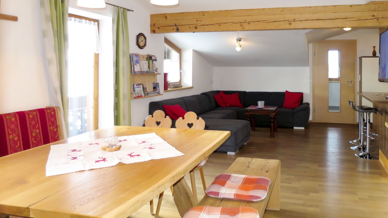 Photo of Livingroom in Fuegenberg