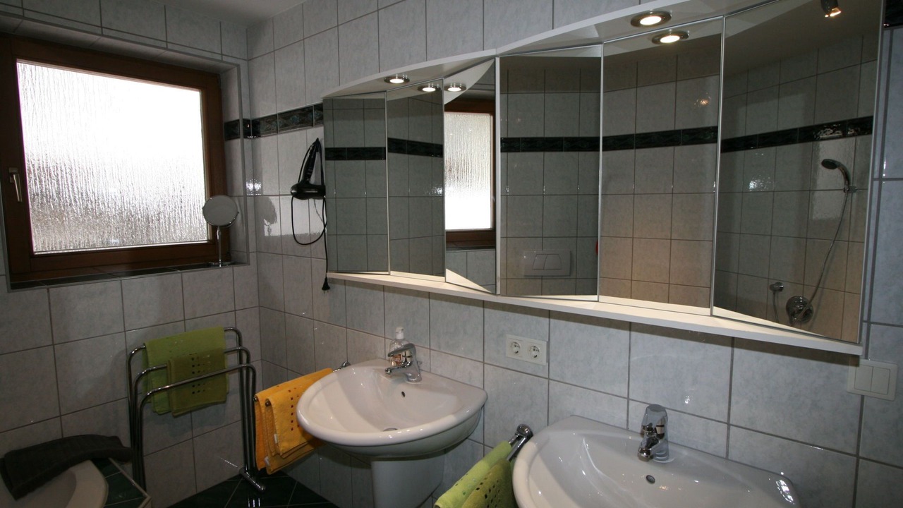 Photo of Bathroom in Fuegen