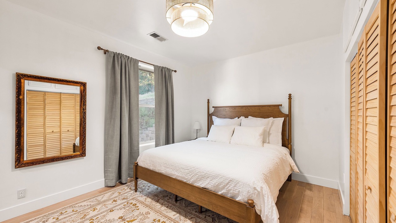 Photo of Bedroom in Tehachapi