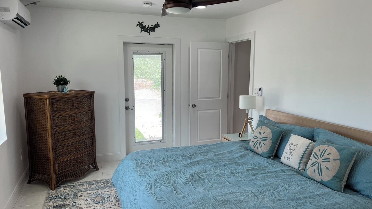 Photo of Bedroom in Treasure Cay