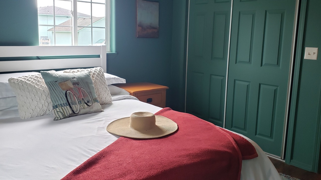 Photo of Bedroom in Crescent City