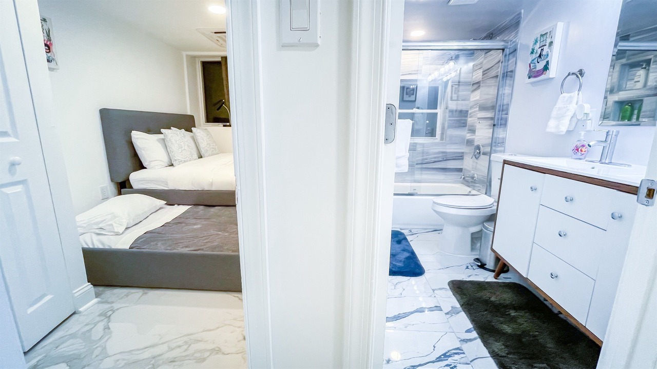 Photo of Bathroom in Shaw