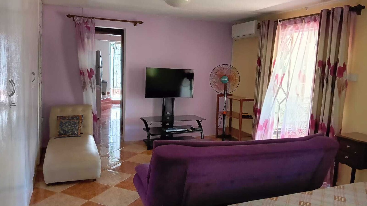 Photo of Livingroom in Pointe Aux Sables
