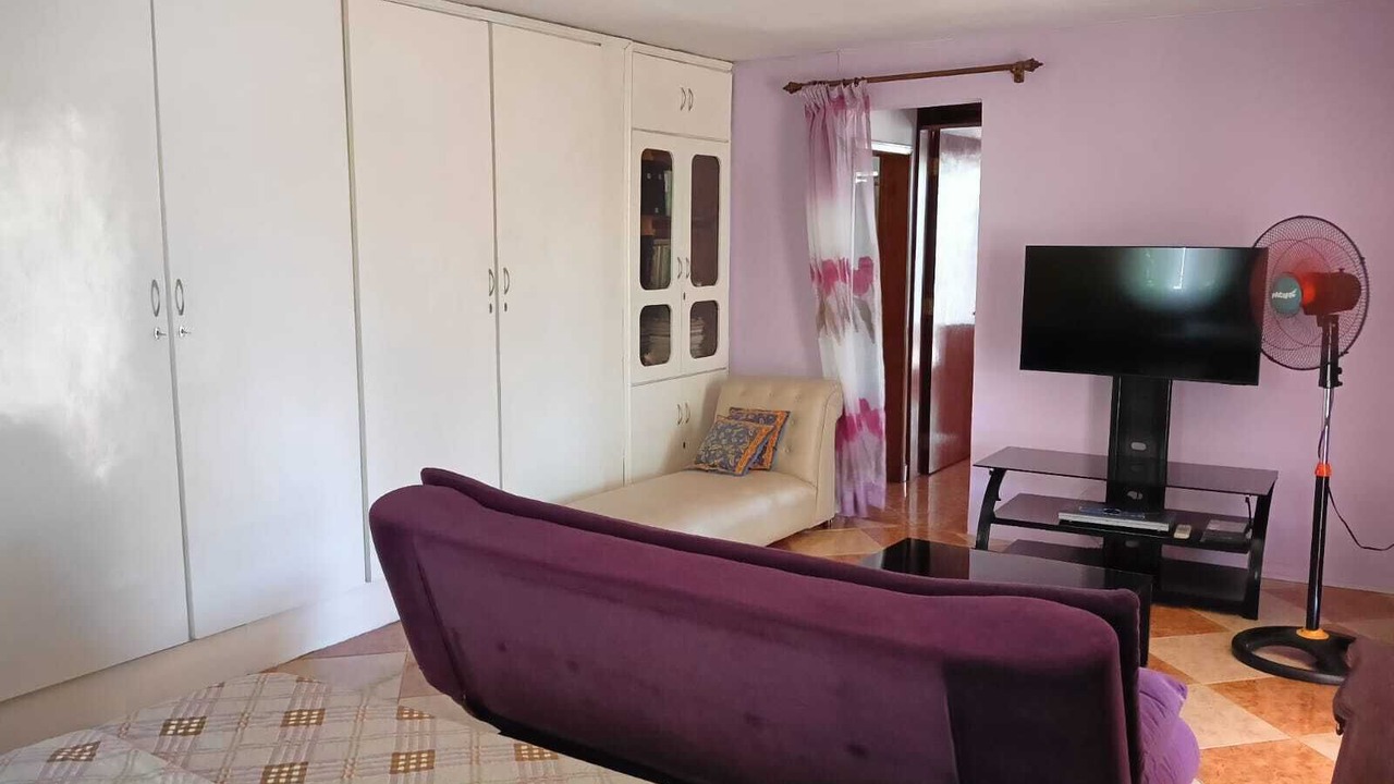 Photo of Livingroom in Pointe Aux Sables