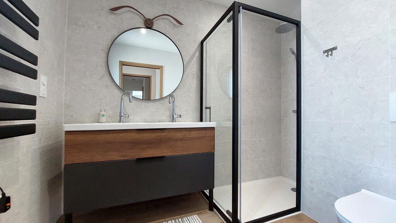 Photo of Bathroom in Saint-Jacques