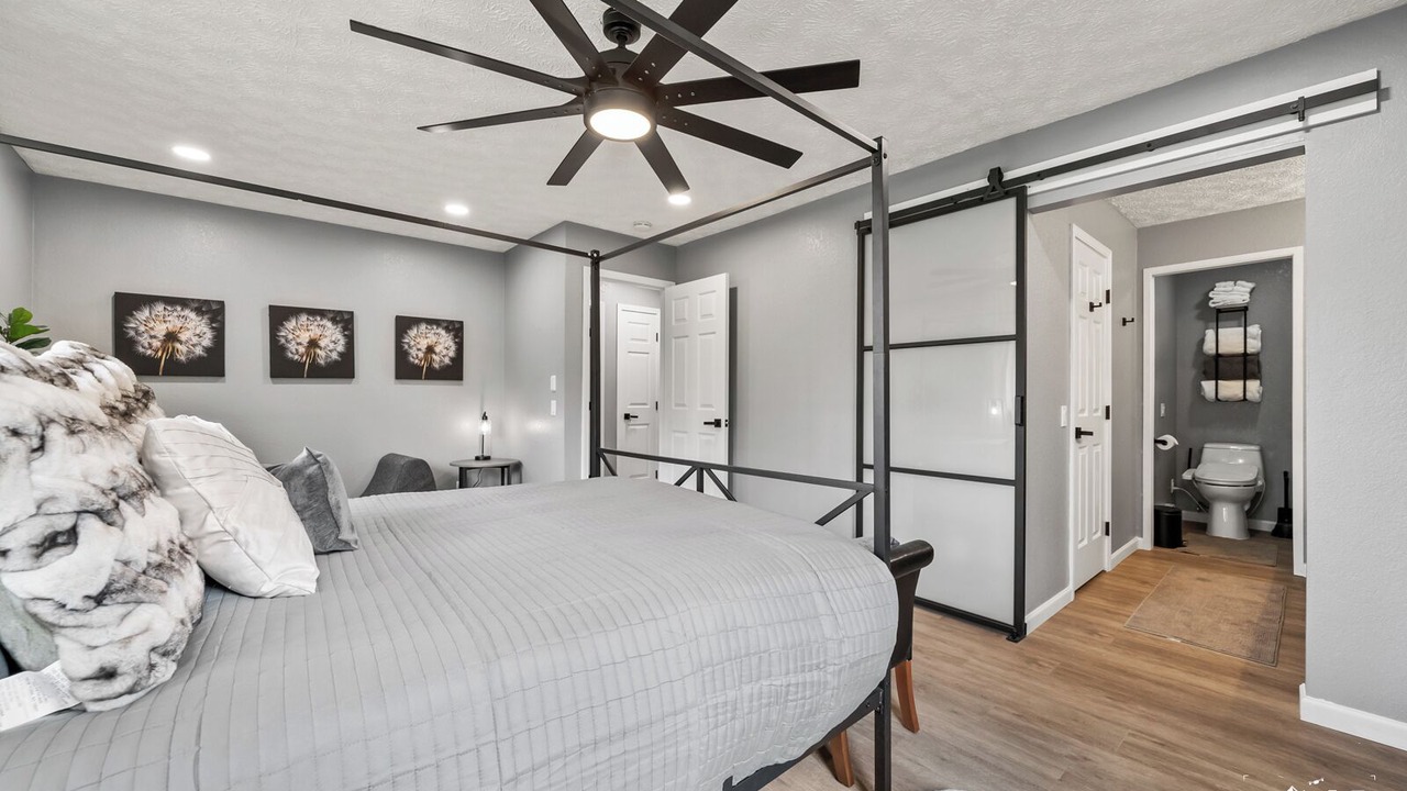 Photo of Bedroom in Huffman - O' Malley