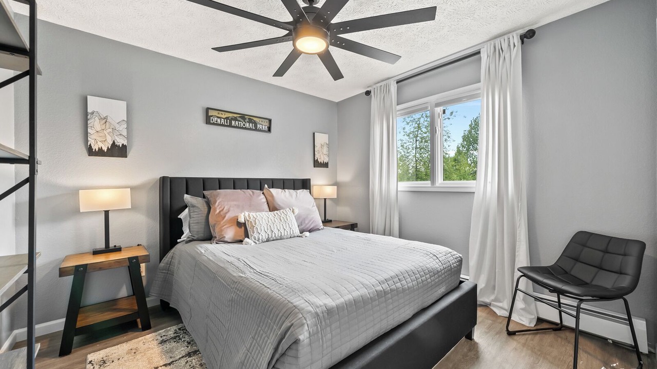 Photo of Bedroom in Huffman - O' Malley