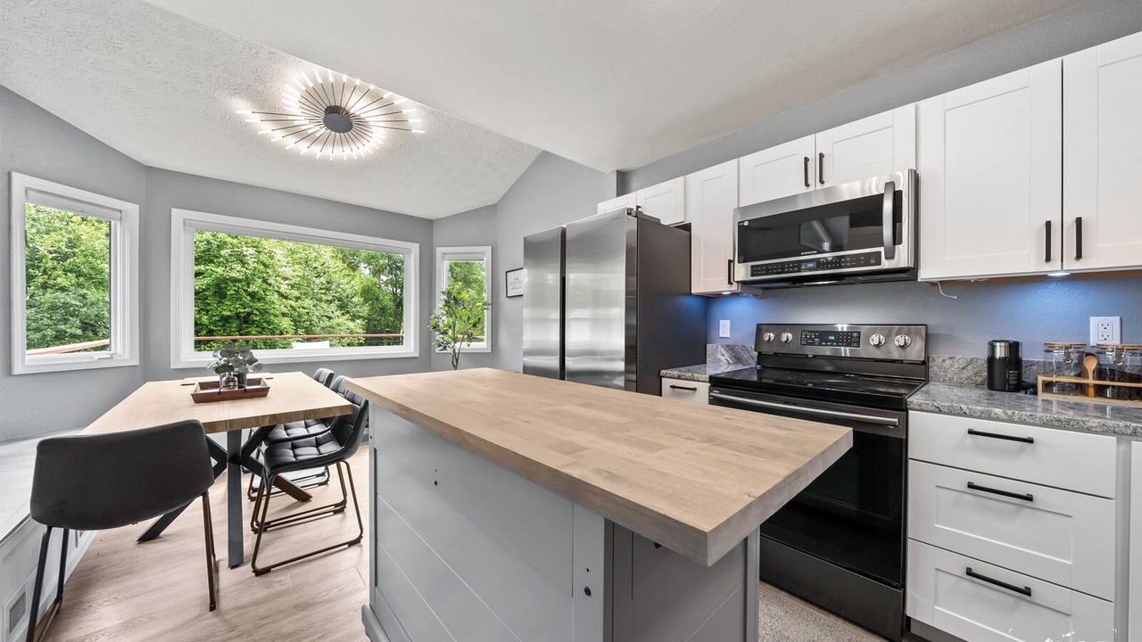Photo of Kitchen in Huffman - O' Malley