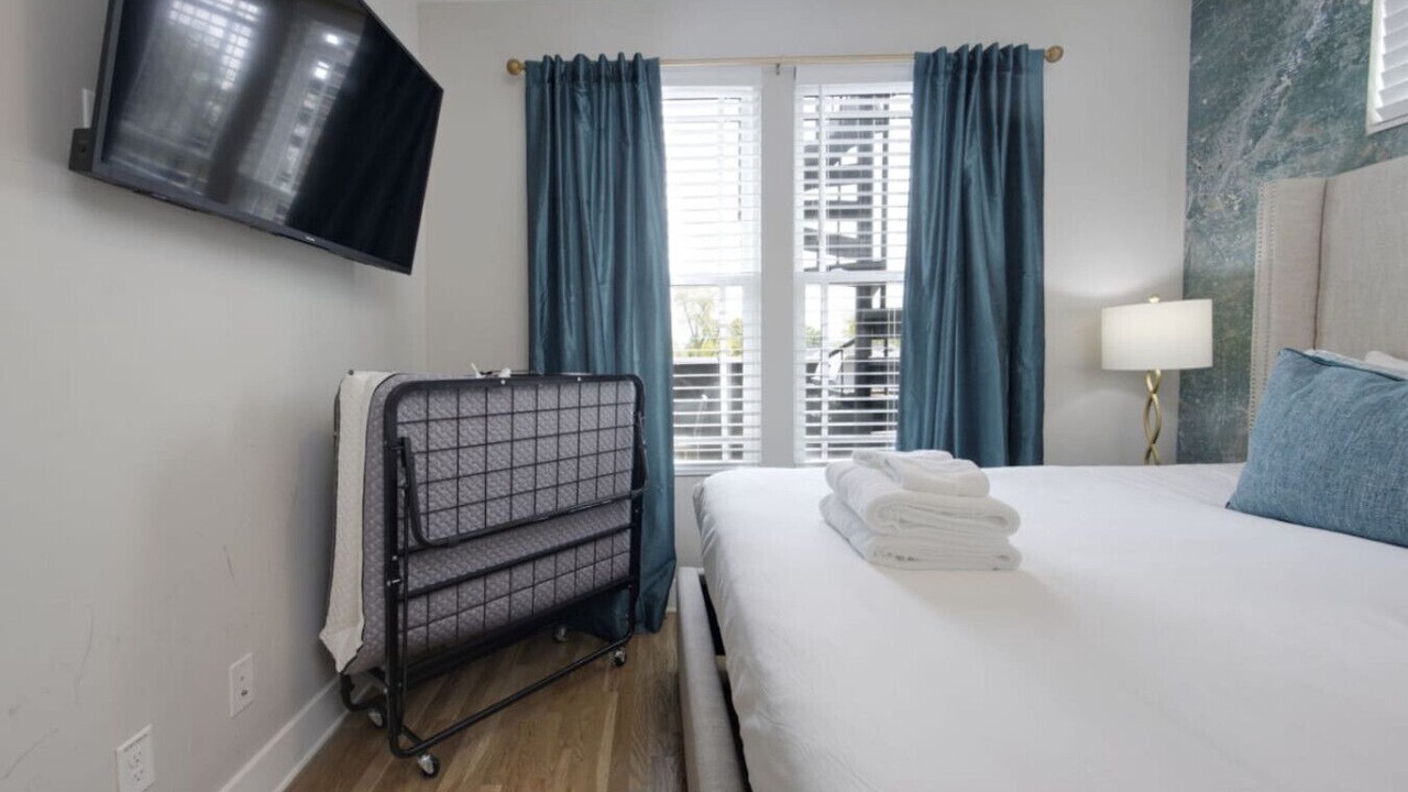 Photo of Bedroom in Hadley - Washington