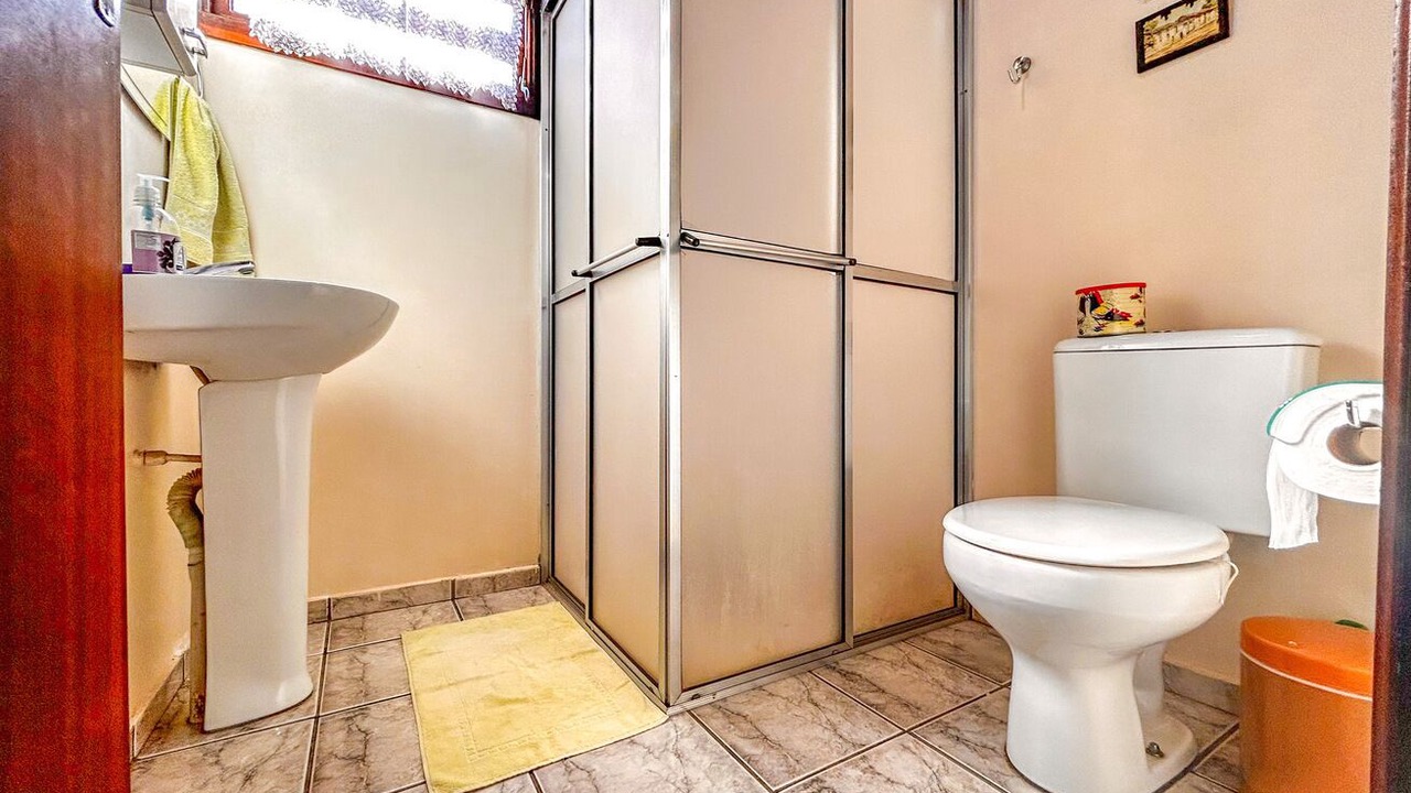 Photo of Bathroom in Mairinque