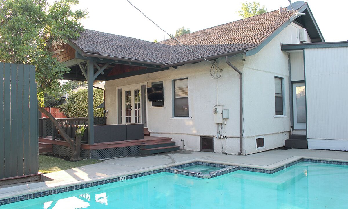 Photo of Outdoor in Valley Village