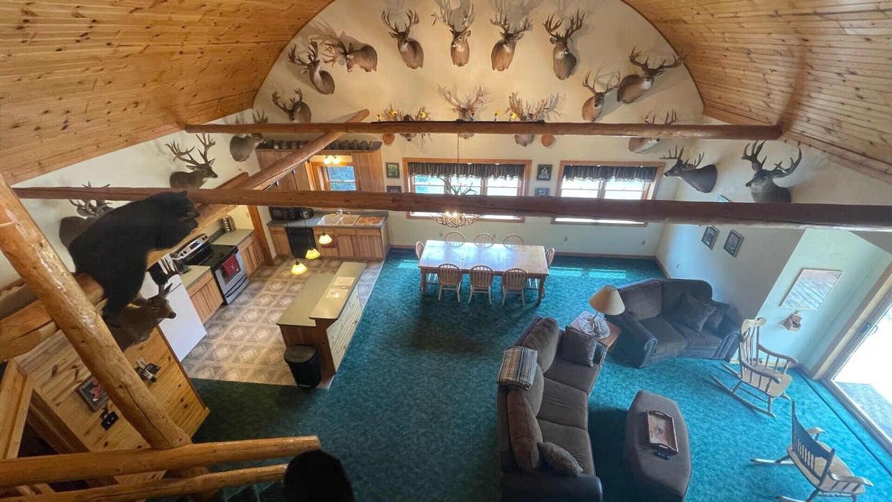 Photo of Livingroom in Armstrong Creek