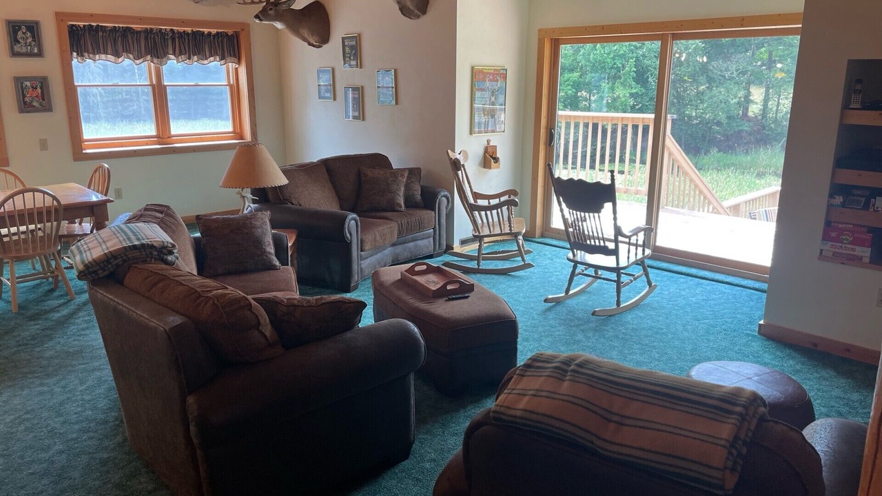 Photo of Livingroom in Armstrong Creek
