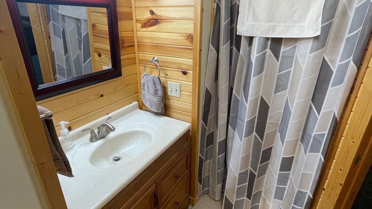 Photo of Bathroom in Armstrong Creek
