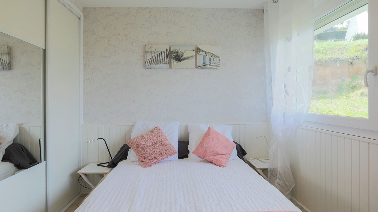 Photo of Bedroom in Plerin