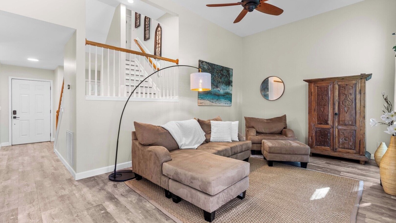 Photo of Livingroom in North Raleigh