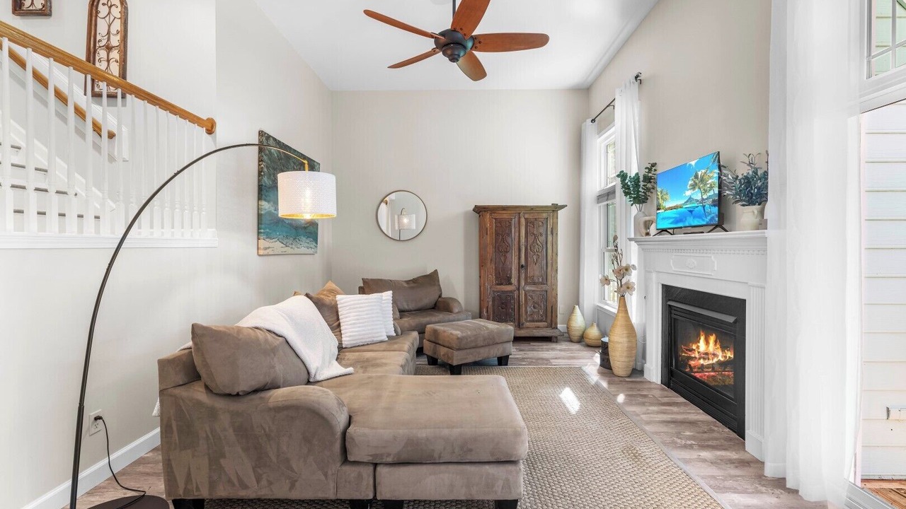 Photo of Livingroom in North Raleigh