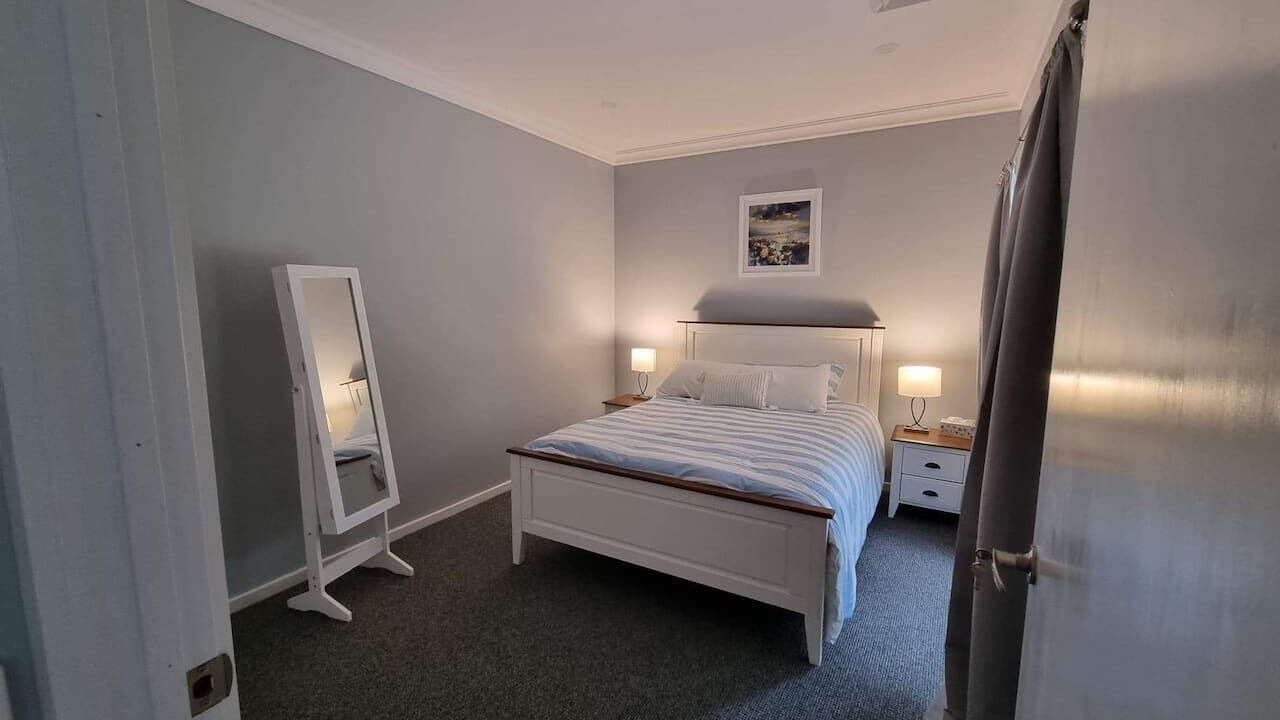 Photo of Bedroom in South Albury