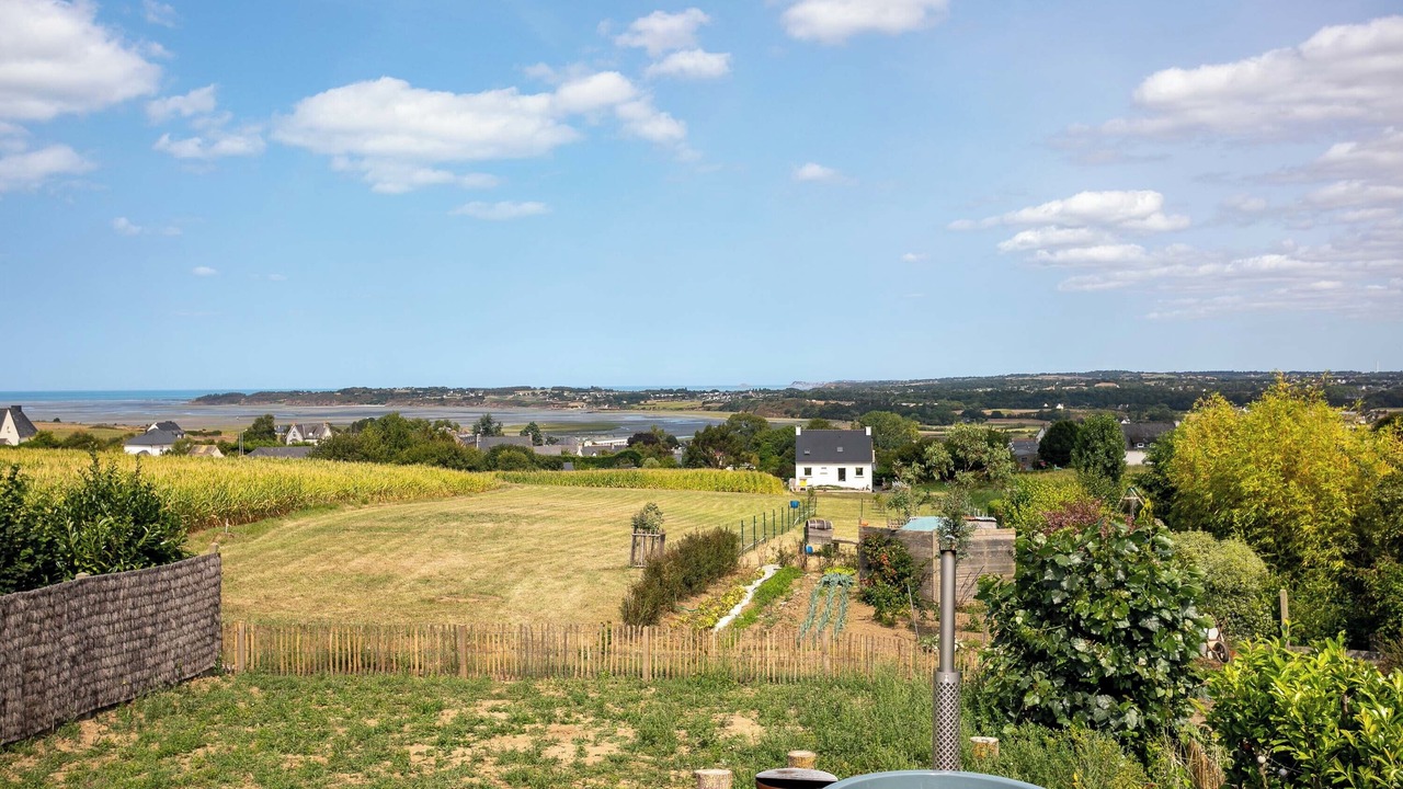 Photo of Outdoor in Langueux